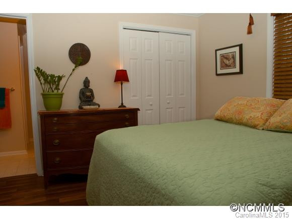 516 Melrose Avenue Ext. - Photo 16