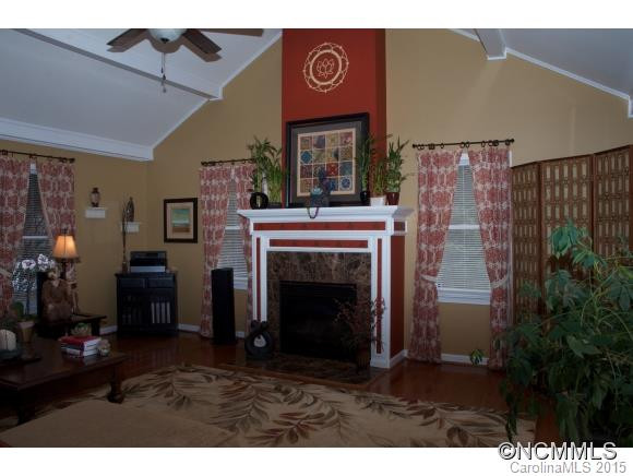 516 Melrose Avenue Ext. - Photo 3