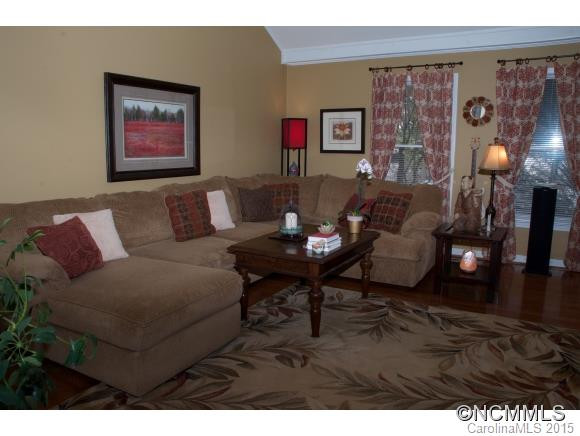 516 Melrose Avenue Ext. - Photo 4