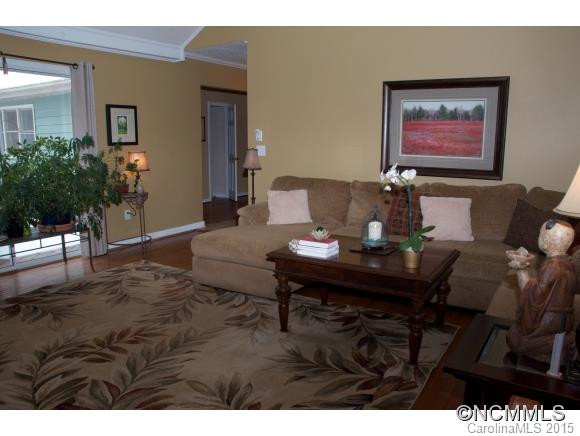 516 Melrose Avenue Ext. - Photo 5