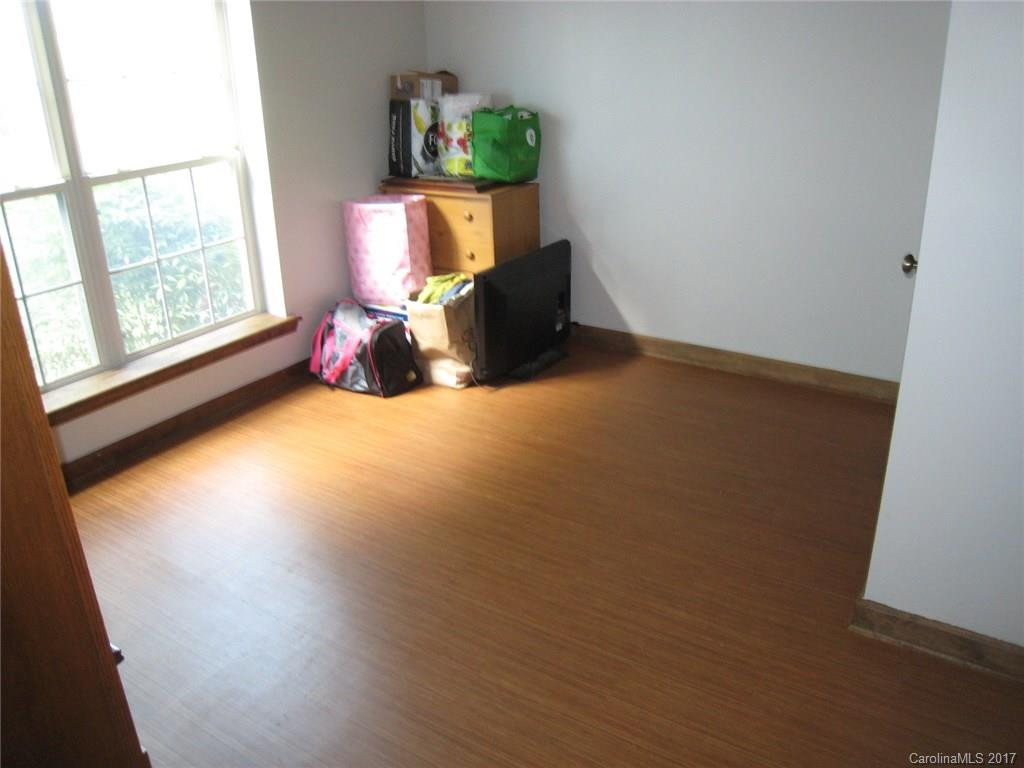 1373 Everett Road - Photo 13