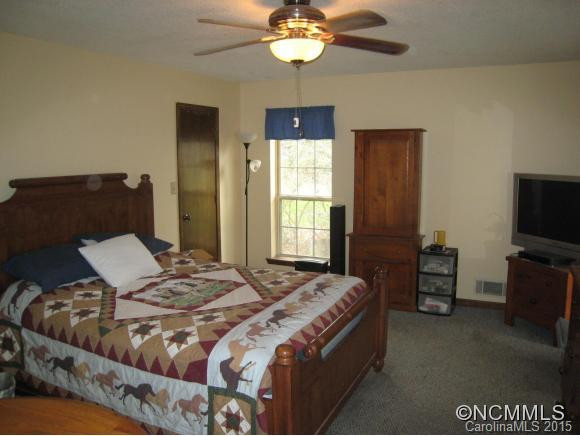 1373 Everett Road - Photo 14