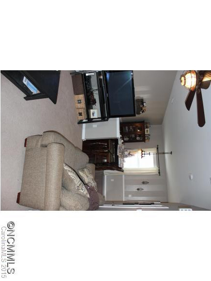 28 Daphne Drive - Photo 4
