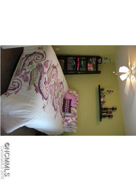 28 Daphne Drive - Photo 8
