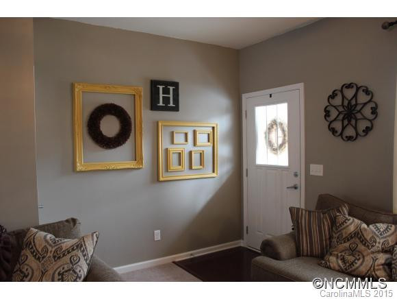 28 Daphne Drive - Photo 10