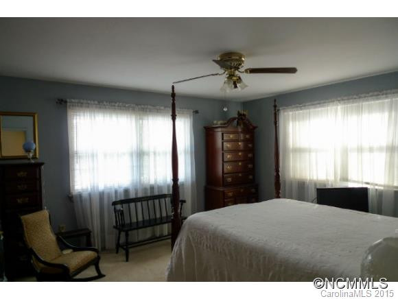 92 Briarwood Lane - Photo 10