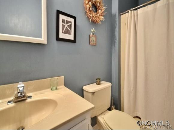 234 HAYWOOD KNOLLS DRIVE - Photo 13