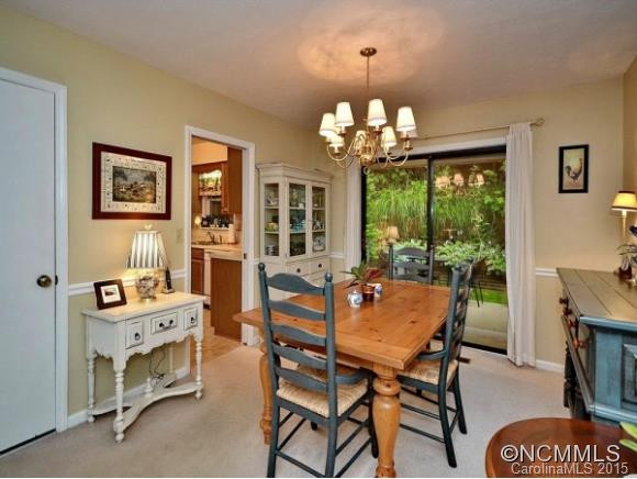 234 HAYWOOD KNOLLS DRIVE - Photo 6