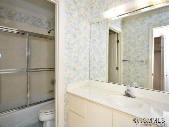 8 Bourne Lane - Photo 15