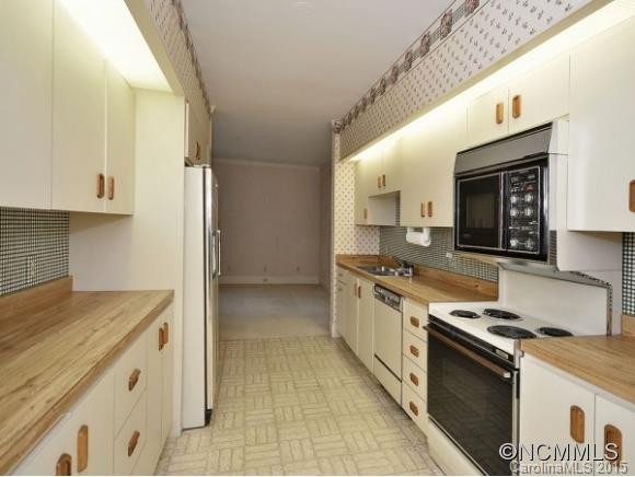 8 Bourne Lane - Photo 10