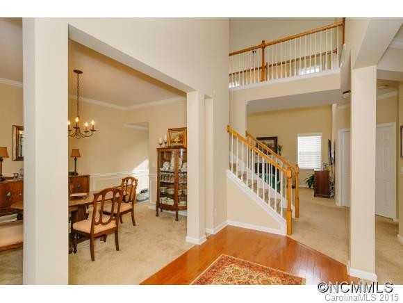 9 Yorktown Circle - Photo 2