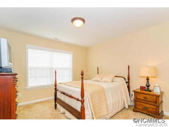 9 Yorktown Circle - Photo 8