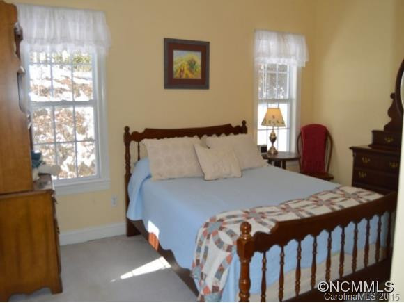 617 CARRIAGE COMMONS DR - Photo 12
