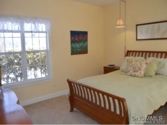617 CARRIAGE COMMONS DR - Photo 9