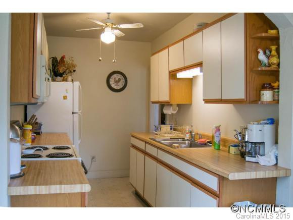 1809 Windsor Drive - Photo 10