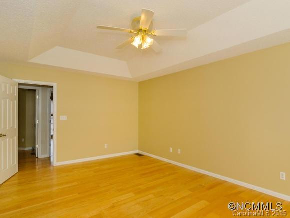 14 Westmont Drive - Photo 11