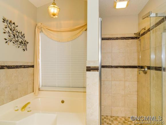 14 Westmont Drive - Photo 13