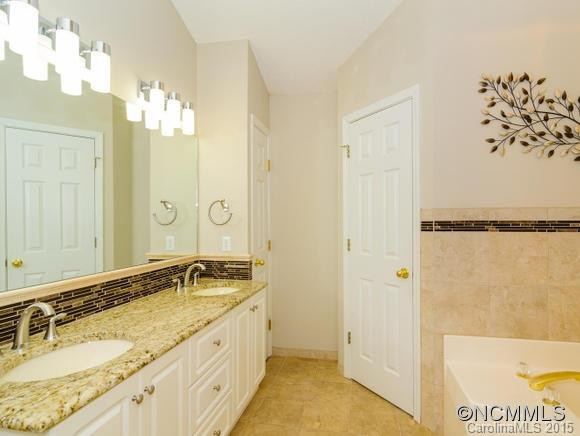14 Westmont Drive - Photo 14