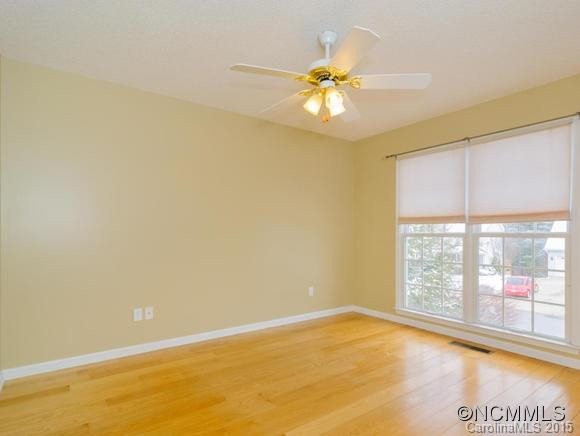 14 Westmont Drive - Photo 15