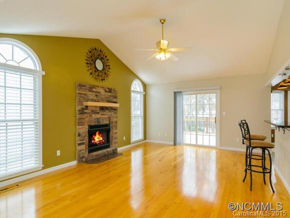 14 Westmont Drive - Photo 4