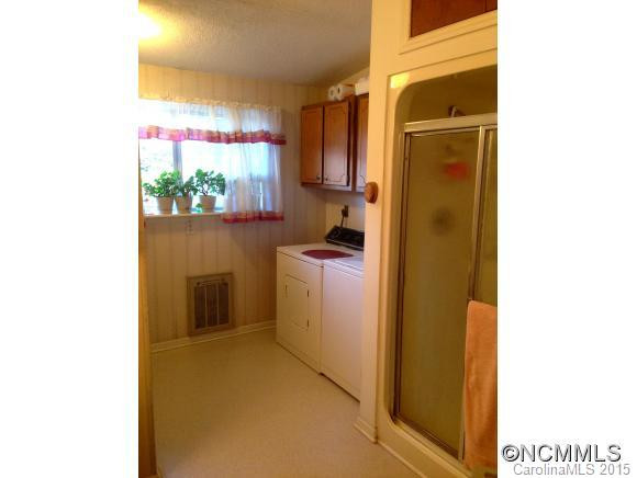 533 Whispering Hills Drive - Photo 14