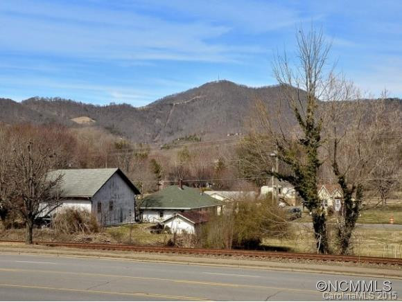 8067 Carolina Boulevard - Photo 2