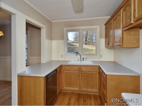 8067 Carolina Boulevard - Photo 3