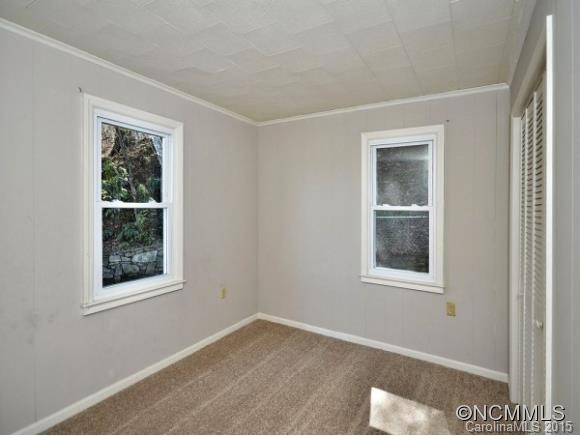 8067 Carolina Boulevard - Photo 7