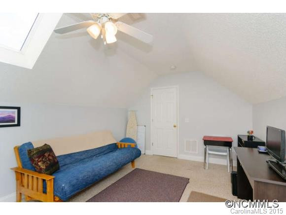 3 VIEWPOINTE LANE - Photo 19