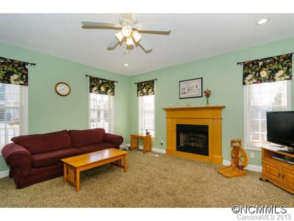 3 VIEWPOINTE LANE - Photo 5