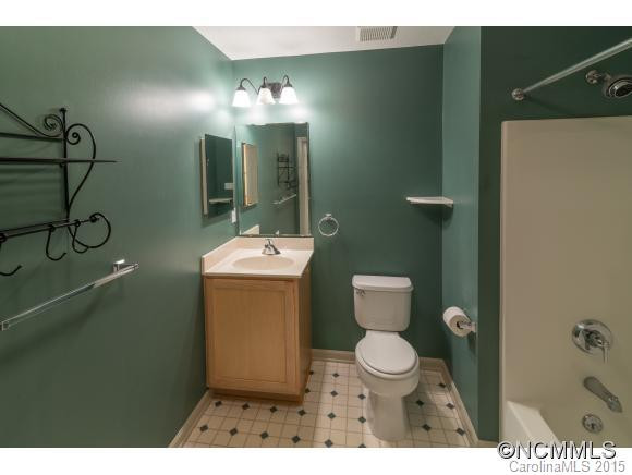 123 Shadowbrook Drive - Photo 10