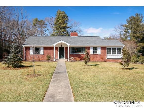 553 Lakeshore Dr.