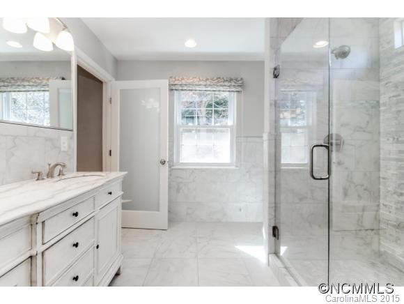 553 Lakeshore Dr. - Photo 9