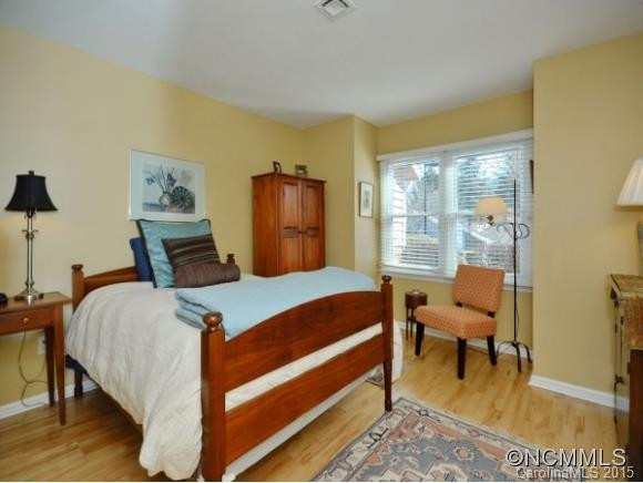 7 Laurel Place Drive - Photo 10