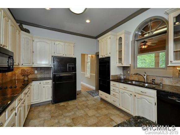8 Carter Cove - Photo 11