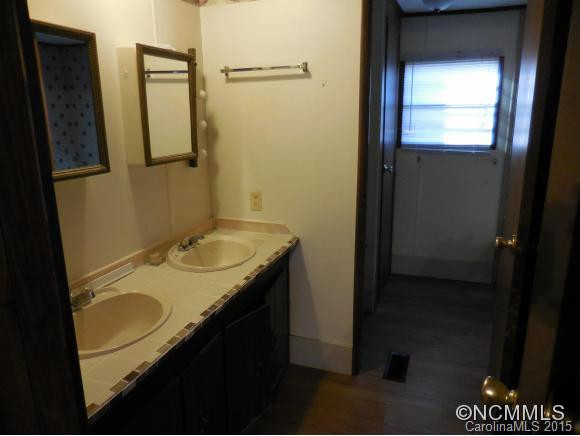 3 Valleywood Ct. - Photo 4