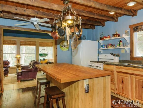 99 Sandy Mush Creek Rd - Photo 9