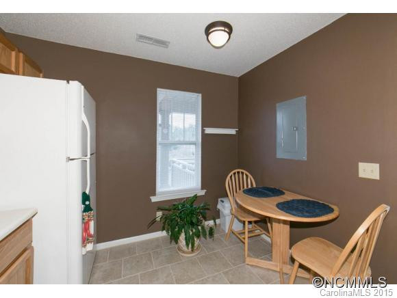 2104 Deermouse Way - Photo 5