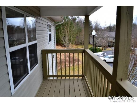 604 Carlyle Way - Photo 2