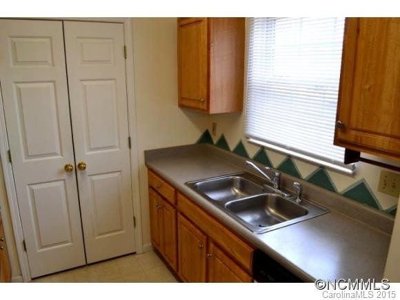 604 Carlyle Way - Photo 15
