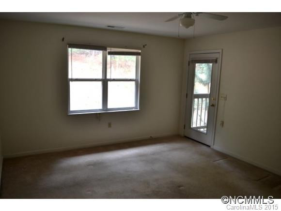 604 Carlyle Way - Photo 3