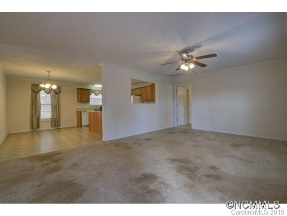 173 Sawyer Lane - Photo 2
