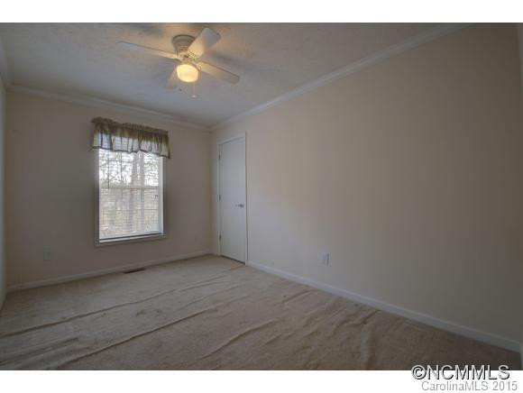 173 Sawyer Lane - Photo 4