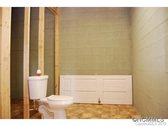 42 Queens Court - Photo 13