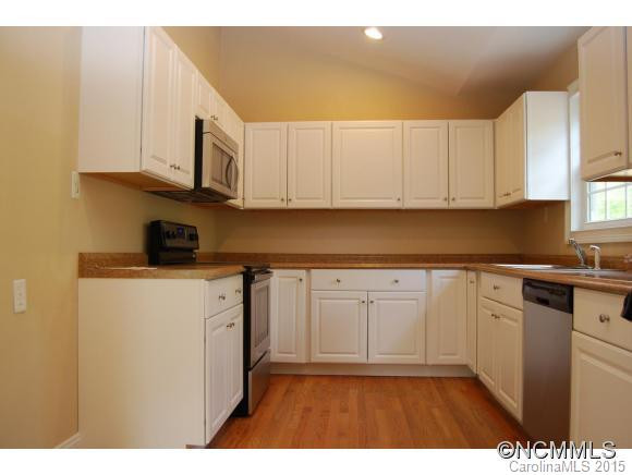 42 Queens Court - Photo 5