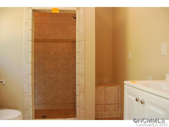 42 Queens Court - Photo 10