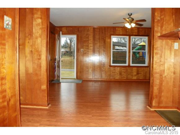 111 Northwest Avenue - Photo 16