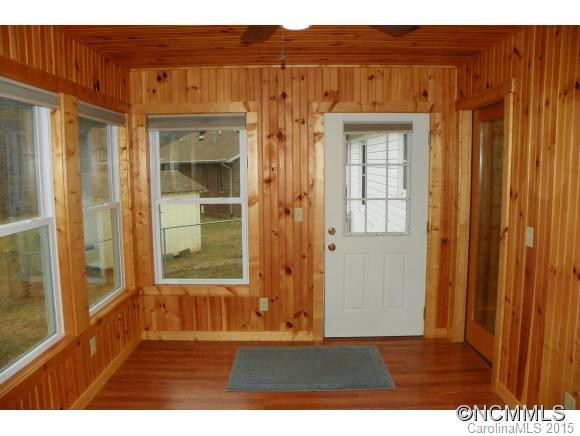 111 Northwest Avenue - Photo 17