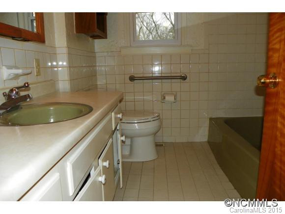 111 Northwest Avenue - Photo 9
