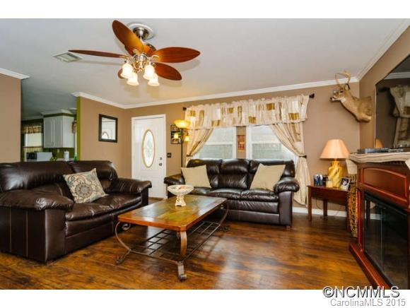 145 Saw Branch Road - Photo 2